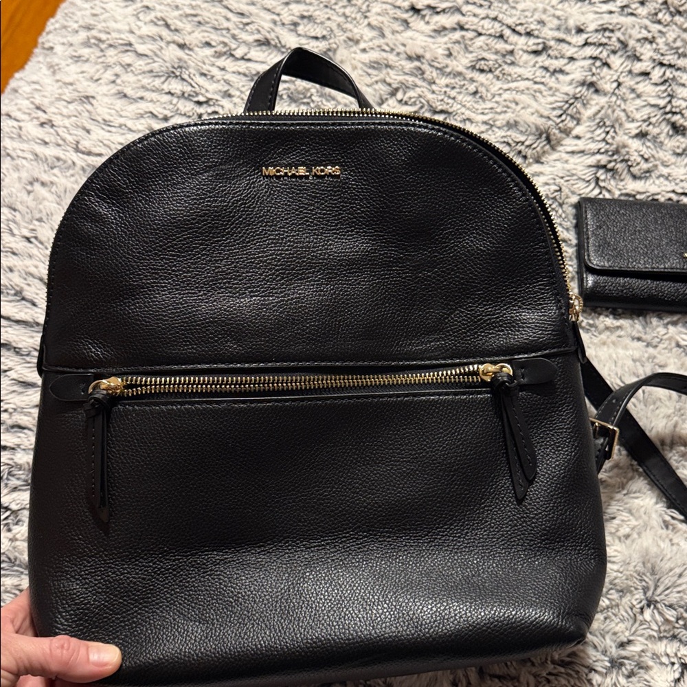 Michael Kors Black Pebbled Leather Backpack & Long leather wallet - Picture 2 of 8